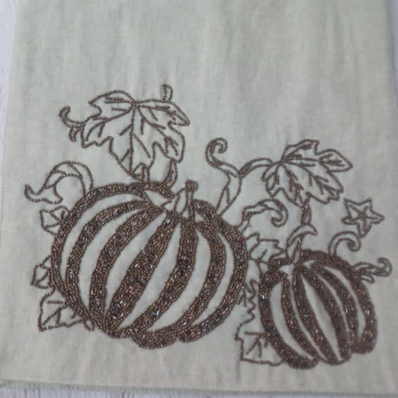 NICOLE MILLER HOME PUMKIN SEQUENCE TABLE RUNNER NWT 14" X 72" - Picture 7 of 16